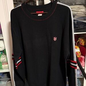 Union Bay. Black Sweater with Red Details